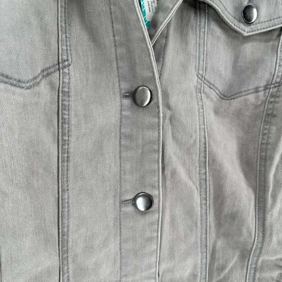 Market & Spruce Sterling Grey Denim Jacket size 1X NWT Stitch Fix Gray Jean - Picture 9 of 13
